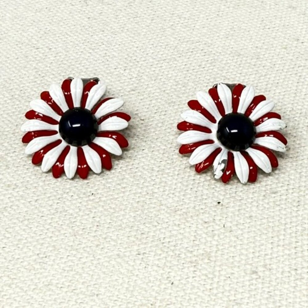 Vintage Enamel Flower Earrings Red White Daisy Clip-On Retro Floral Studs